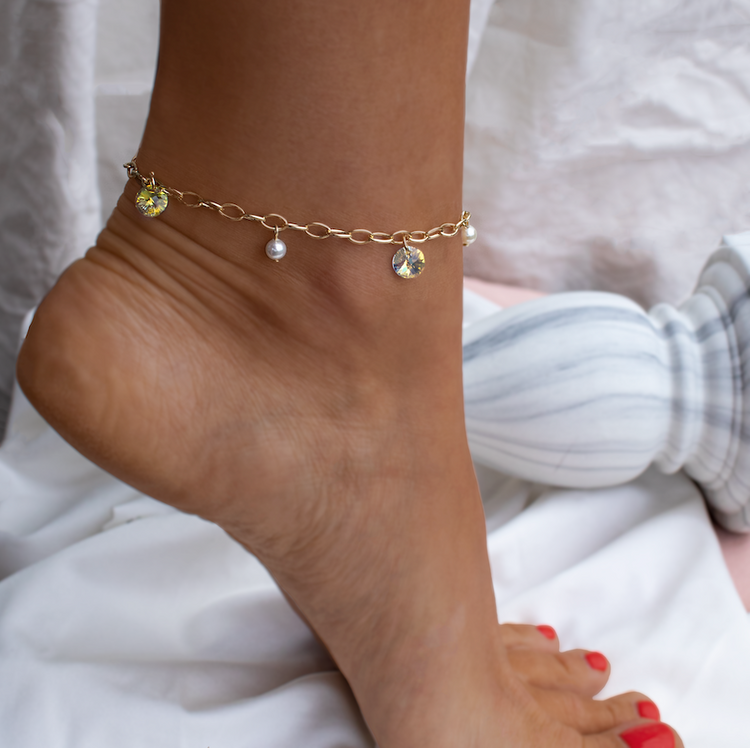 ANKLETS - sparkling pearls and crystals for a special accent