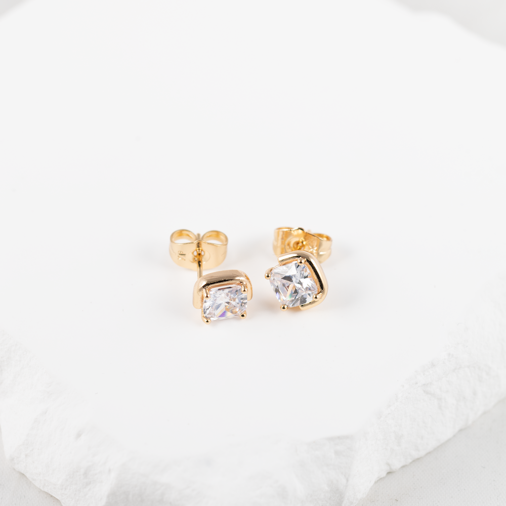 Nagliņauskari ar rozā zelta apdari 'NELLIJA'