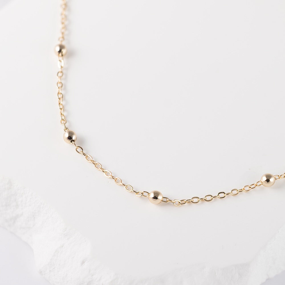 mitrumizturīga kājas ķēdīte