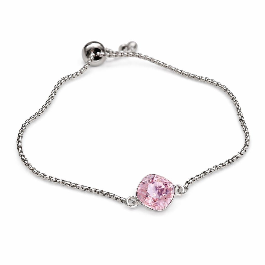 Savelkama rokassprādze ar rombveida rozā kristālu un regulējamu aizdari elegantā minimālisma stilā