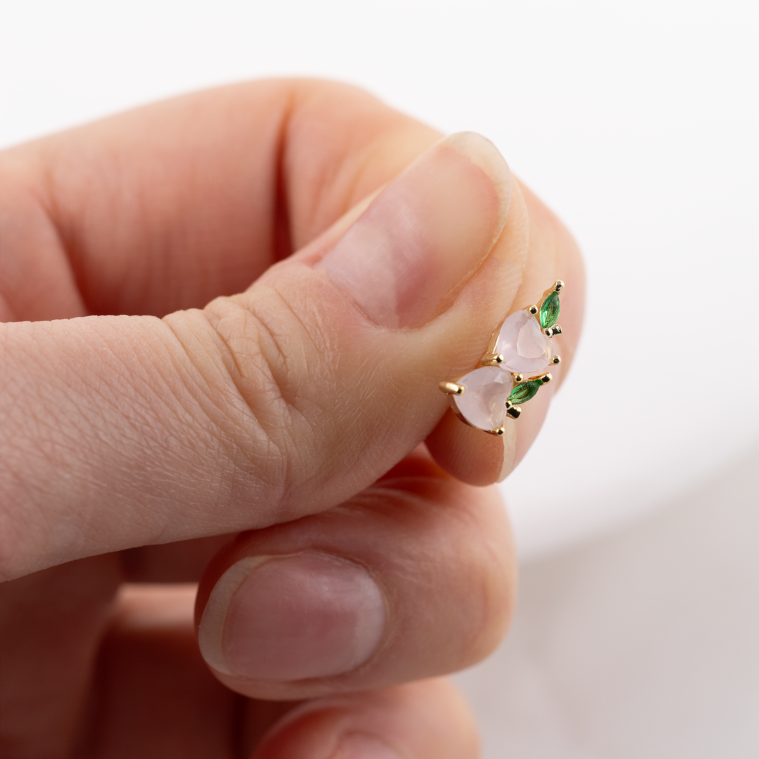 Antialerģiski nagliņauskari 'PERSIKS'