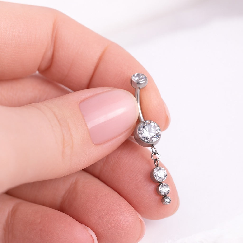 Mirdzošs nabas pīrsings ar drošu skrūvējamu aizdari NIKA