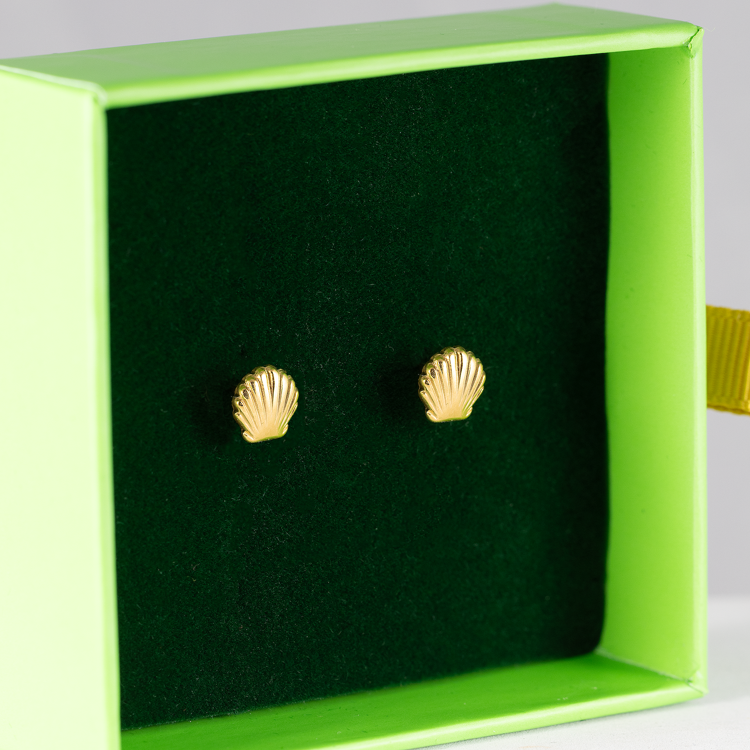 Antilaerģiski bērnu auskari 'GLIEMEŽVĀCIŅI'