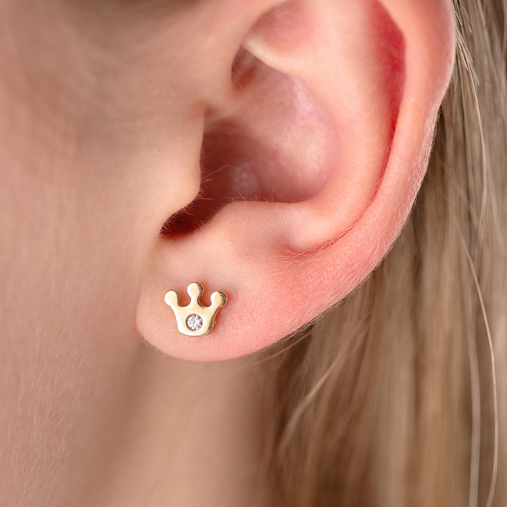 Smalki bērnu auskari zelta apdarē 'TIANA'