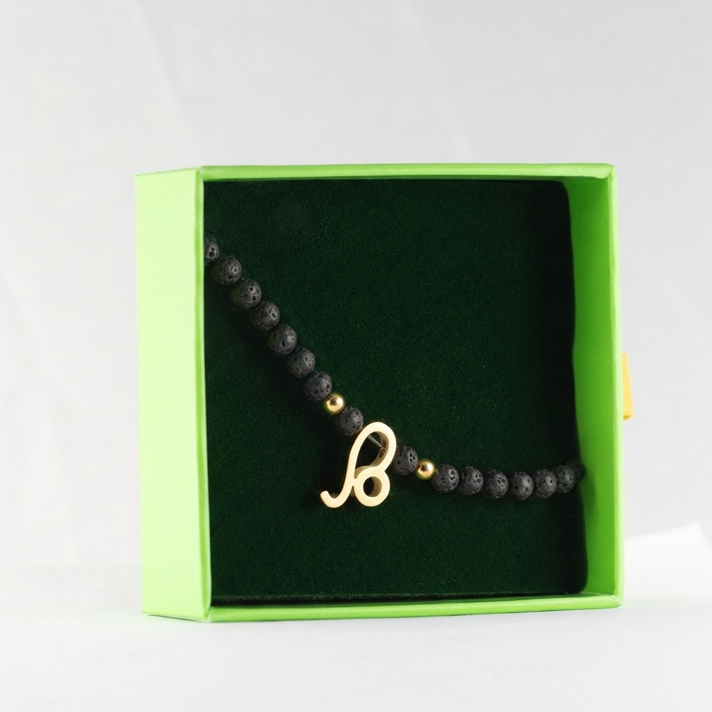 Lavas akmens rokassprādze ar horoskopa zīmes kulonu