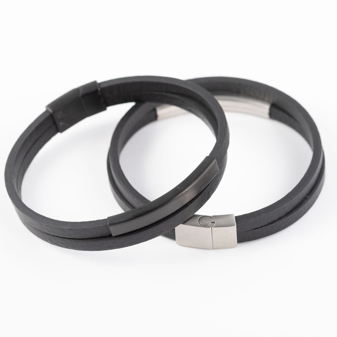 ādas rokassprādze ar personalizētu gravējumu vīrietim