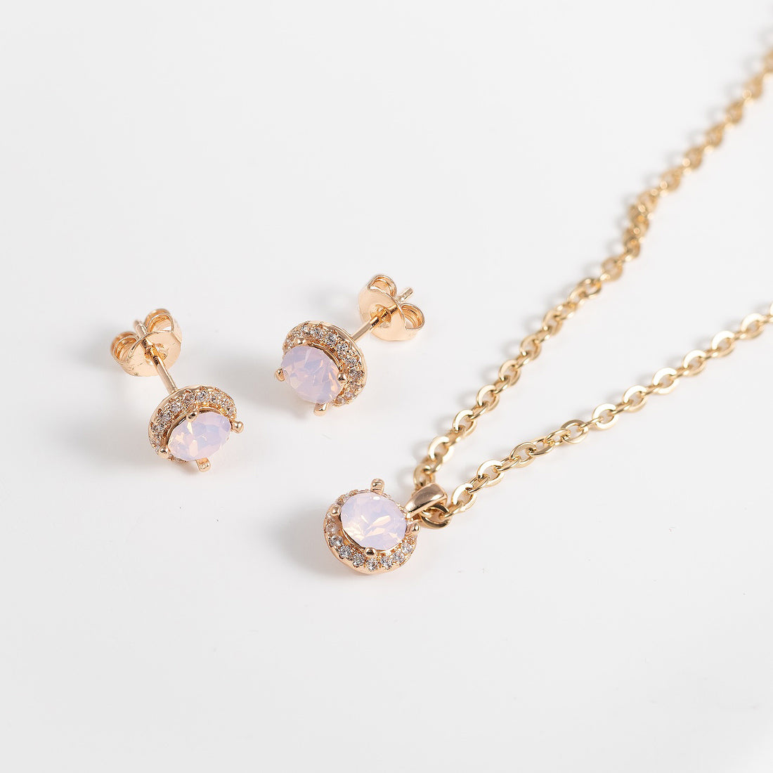 Krištolinių papuošalų rinkinys „Laukinė rožė“