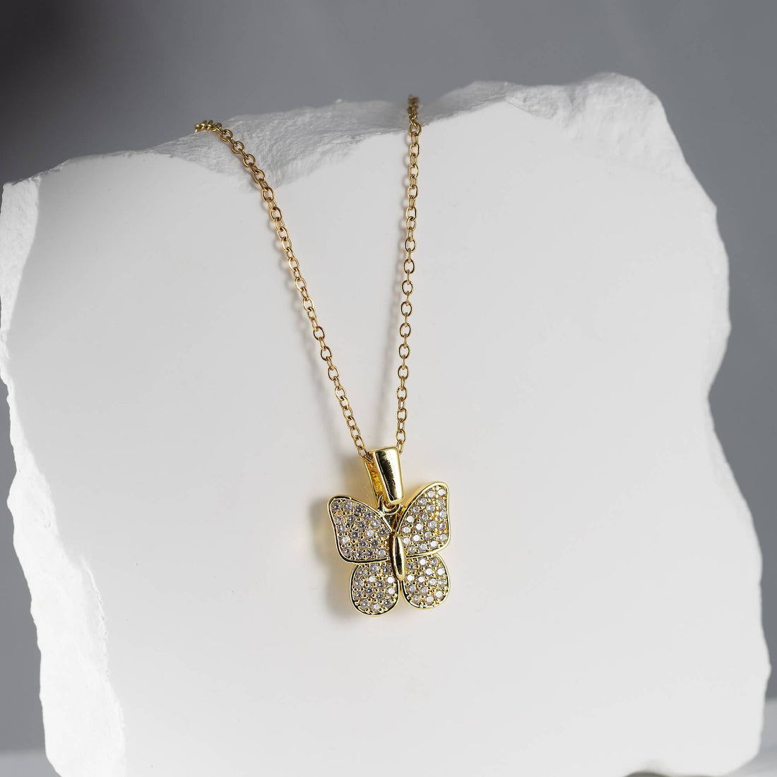 Personalizēta kaklarota ar kristālu kulonu 'TAURENĪTIS'