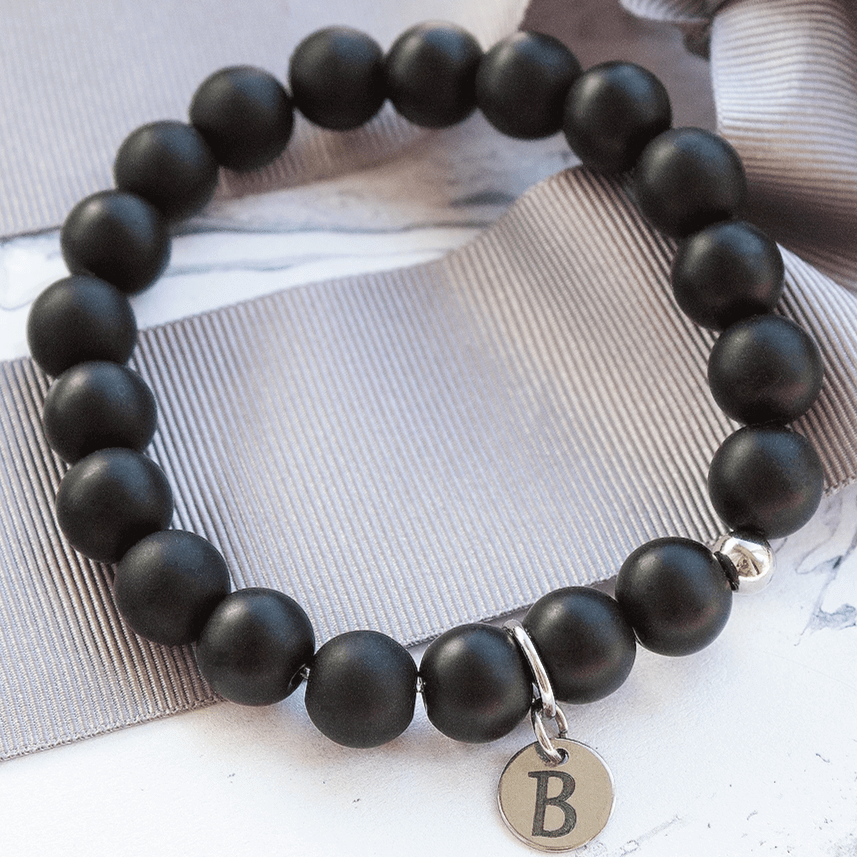 Men's bracelet with personalized engraved medallion